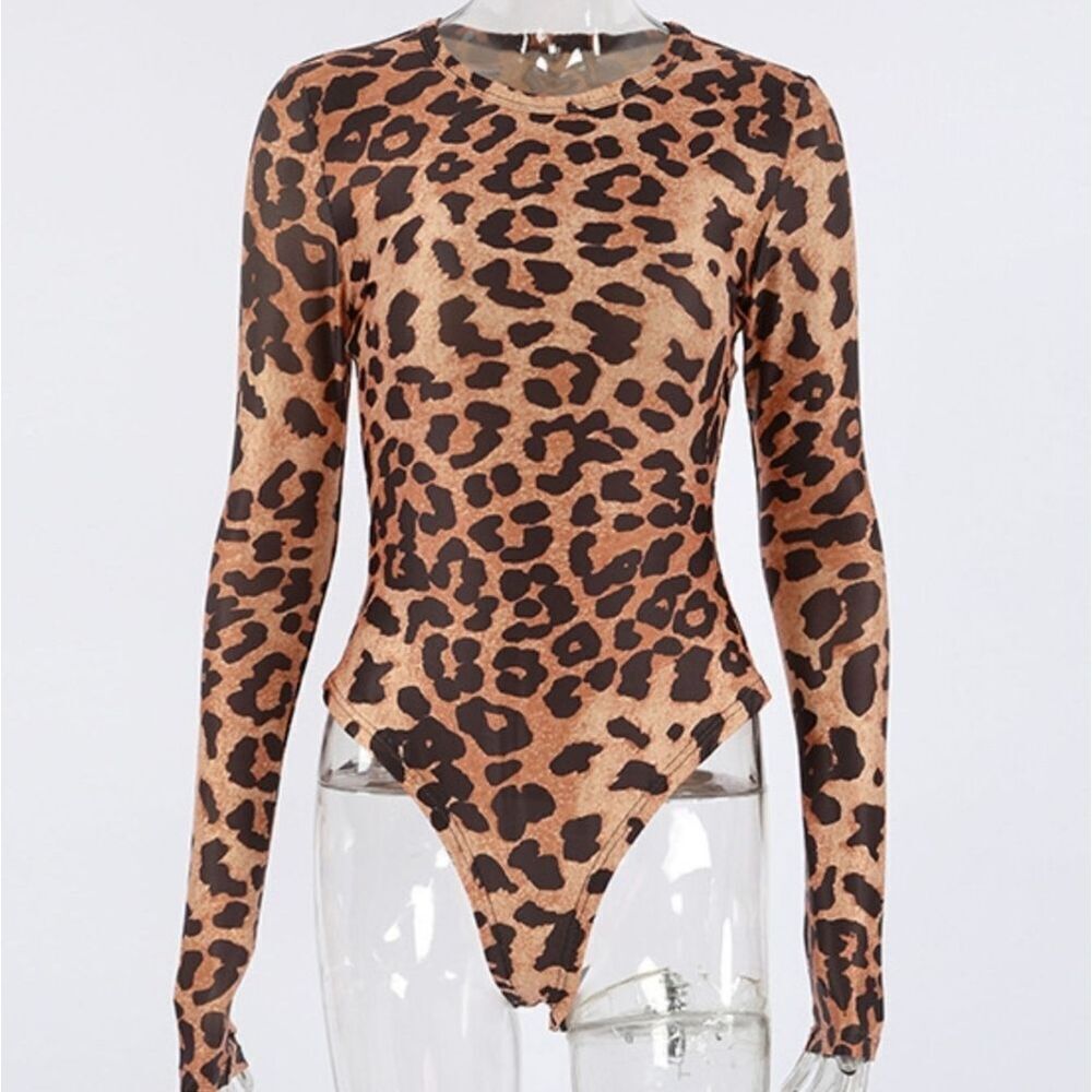 Leopard Print Long Sleeve Bodysuit Stretchy Polyester Spandex Knit Top sz Small